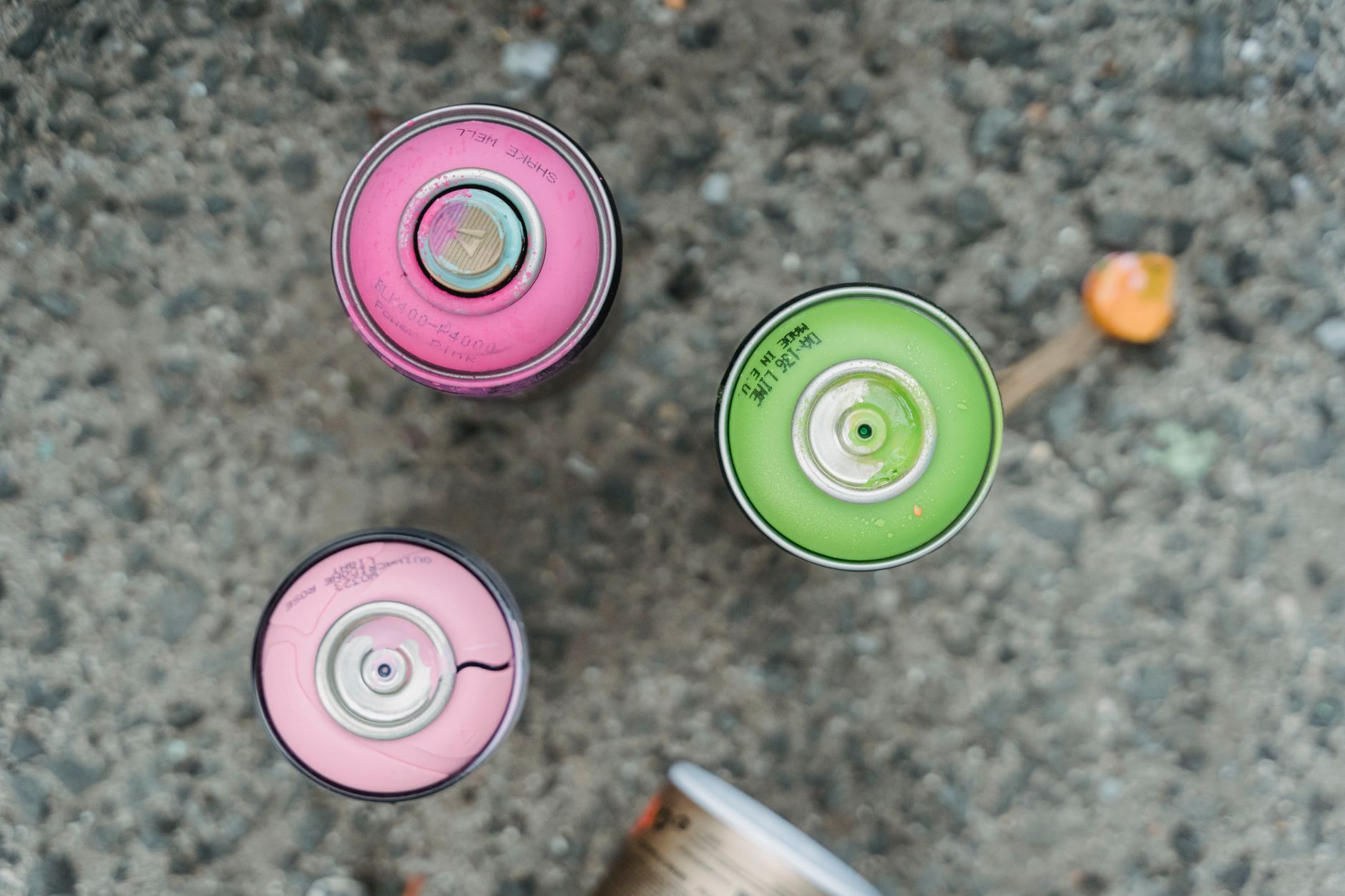 Bunte Wasser-Zielscheibe: Spritziger Kunst-Spaß